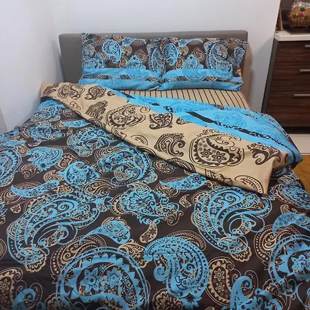 Apartament In Area- Debar Maalo